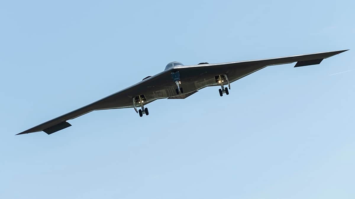 முன்பே வெளியேறிவிட்டோம்: அமெரிக்க தாக்குதல் குறித்து ஈரான்!