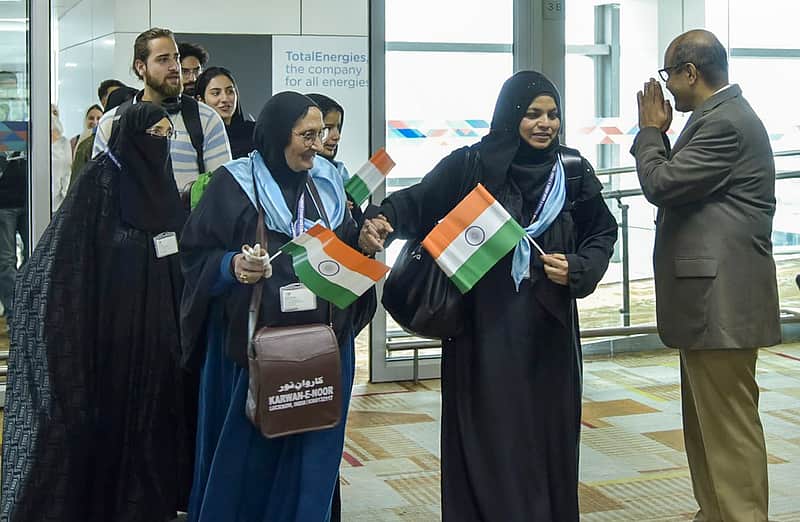170 Indians crossed the border from Iran and arrived in Armenia.