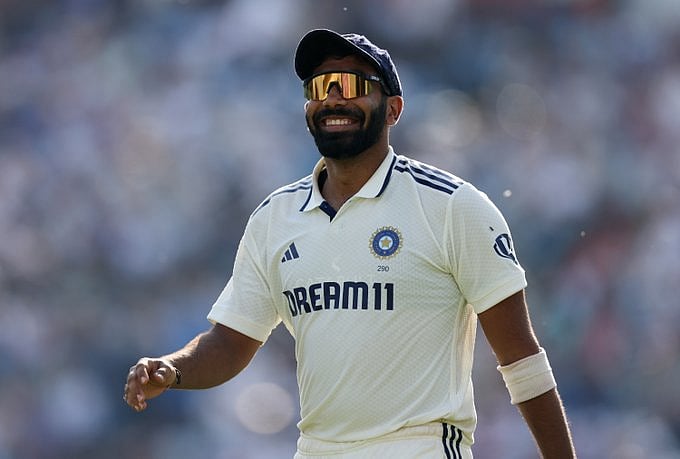 பும்ரா 5 விக்கெட்டுகள்; முதல் இன்னிங்ஸில் 465 ரன்களுக்கு ஆட்டமிழந்த இங்கிலாந்து!