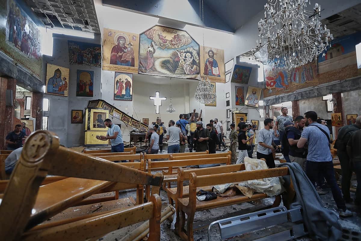 சிரியாவில் தேவாலயத்தில் தற்கொலைப்படை தாக்குதல்- 22 பேர் பலி 