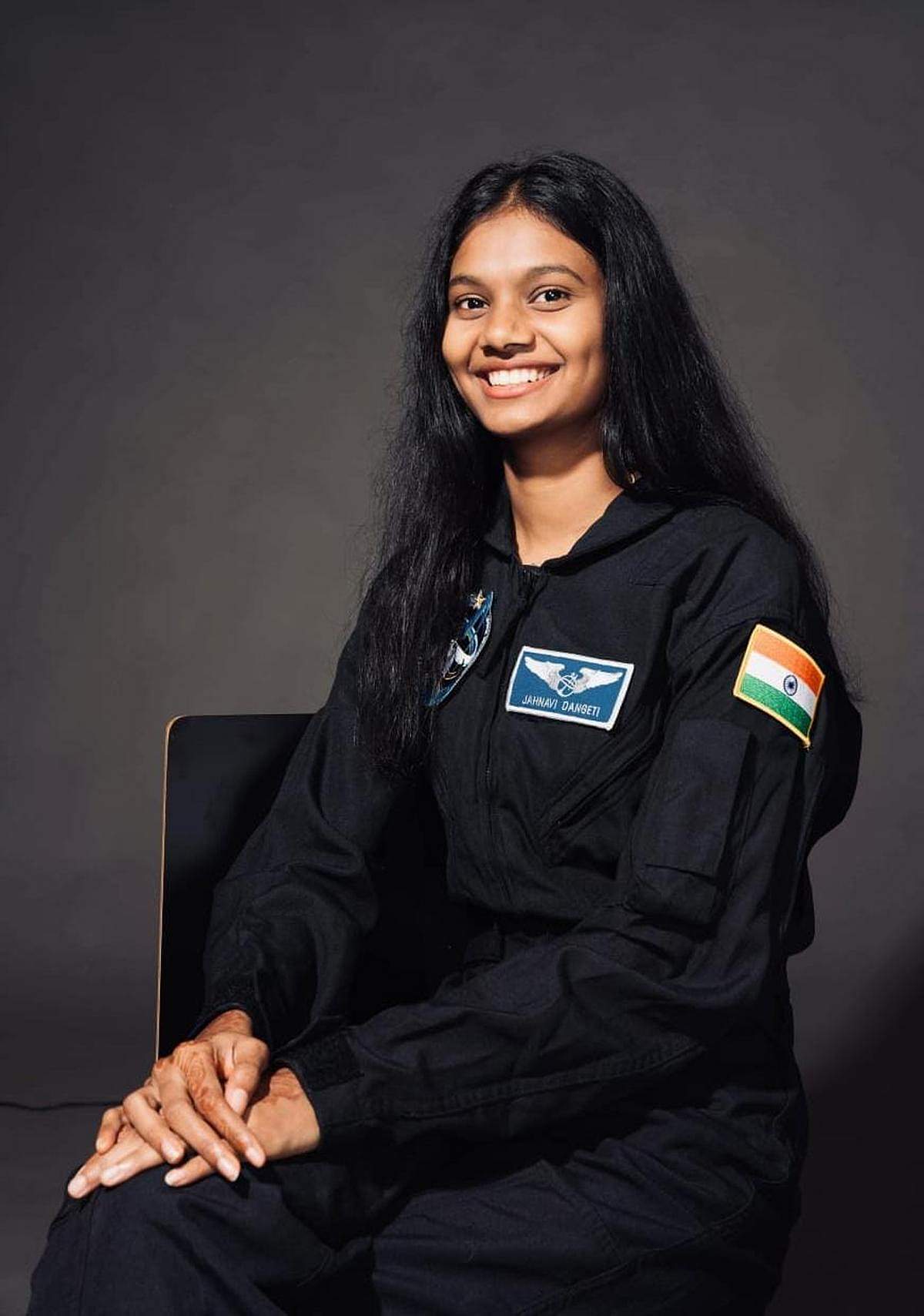 விண்வெளி நாயகியாகும் ஆந்திர இளம்பெண்: சர்வதேச விண்வெளி வீராங்கனையாகத் தேர்வு!