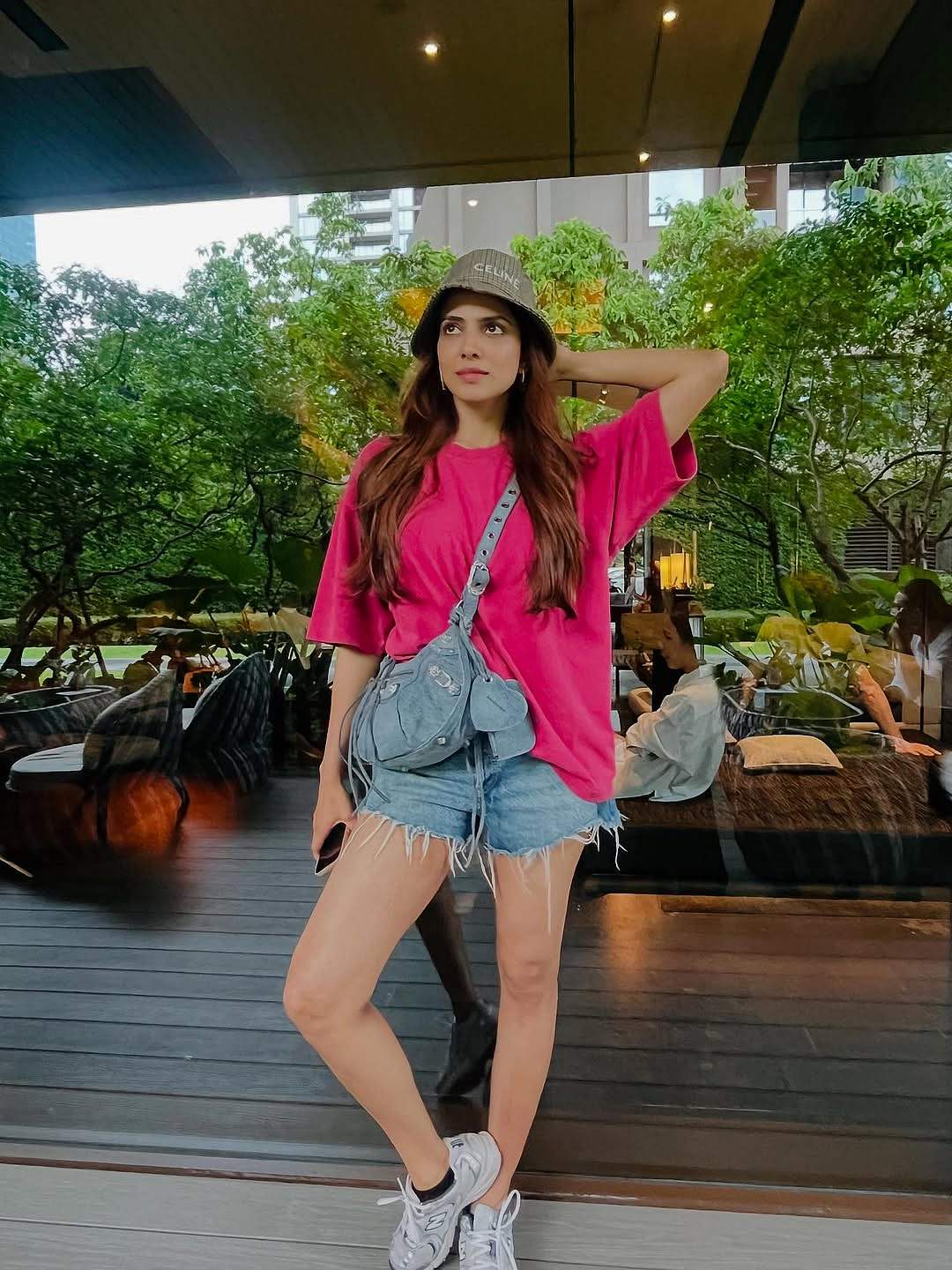 வெண்ணிலா... மாளவிகா!