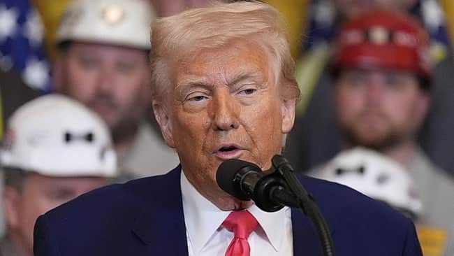 ஈரானில் ஆட்சி மாற்றத்தை விரும்பவில்லை! - மாற்றி பேசும் டிரம்ப்