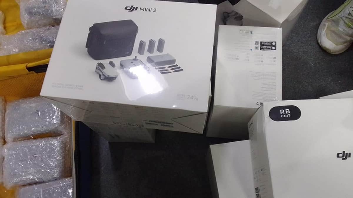 கோவை விமான நிலையத்தில் 35 ட்ரோன்கள் பறிமுதல்: சுங்கத்துறை அதிகாரிகள் விசாரணை