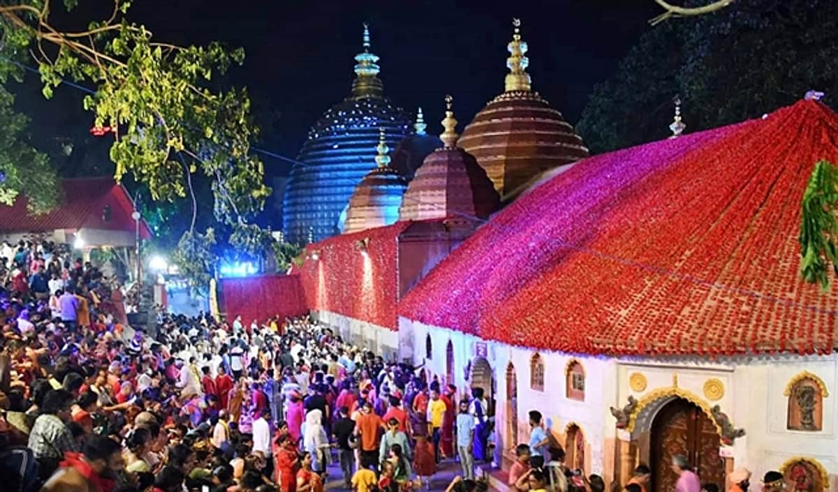 அம்புபாச்சி மேளா: 4 நாள்களுக்குப் பிறகு காமாக்யா கோயில் நடை திறப்பு!