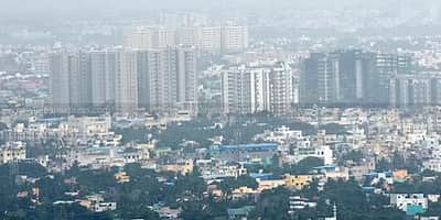 ‘முக்கிய நகரங்களில் வீடு விலை கிடுகிடு உயா்வு: கனவு காணும் உரிமையை இழந்த ஏழைகள்’