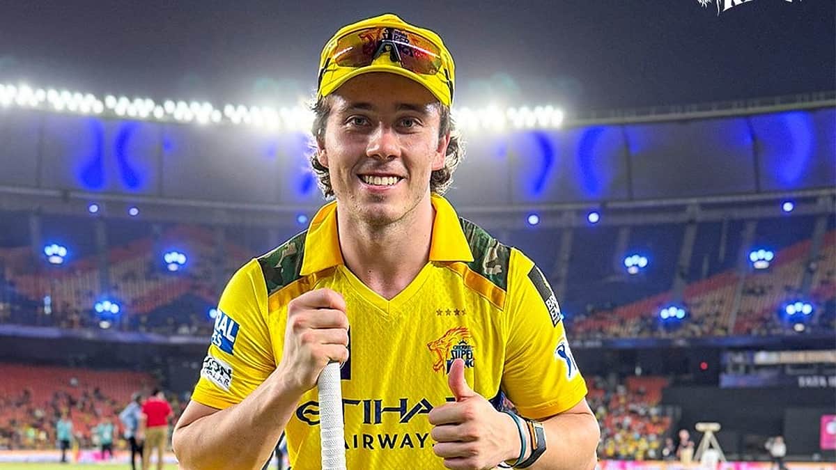 முத்தரப்பு தொடர்: தெ.ஆப்பிரிக்க அணியில் சிஎஸ்கே நம்பிக்கை நட்சத்திரம்!