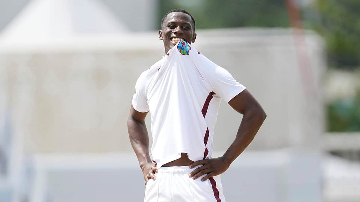 நன்றாக பந்துவீசியும் விக்கெட் இல்லை: பும்ராவை விட அதிர்ஷ்டம் குறைந்த ஷமர் ஜோசப்!