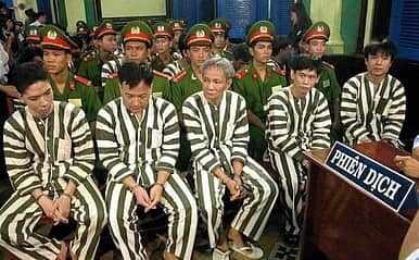 வியத்நாம்: 8 குற்றங்களுக்கு மரண தண்டனை நீக்கம் 