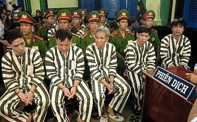 வியத்நாம்: 8 குற்றங்களுக்கு மரண தண்டனை நீக்கம் 