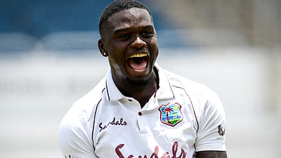 ஐசிசி நடத்தை விதிமீறல்: மே.இ.தீ. வீரருக்கு அபராதம்! 