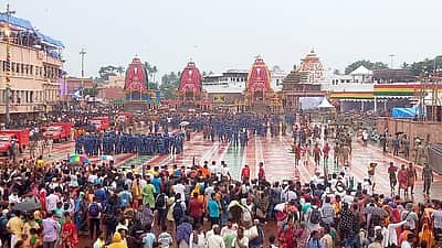 புரி ஜெகந்நாதர் கோயிலில் ரத யாத்திரை கோலாகலம்!