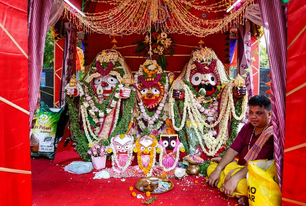 பூரி ஜெகந்நாதர் ஆலய ரத யாத்திரை - புகைப்படங்கள்