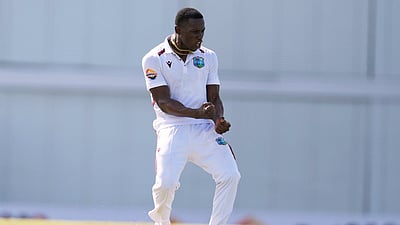 ஆஸி.க்கு எதிராக வரலாறு படைத்த ஷமர் ஜோசப்..! தோல்வியிலும் மிளிரும் மே.இ.தீ. வீரர்! 