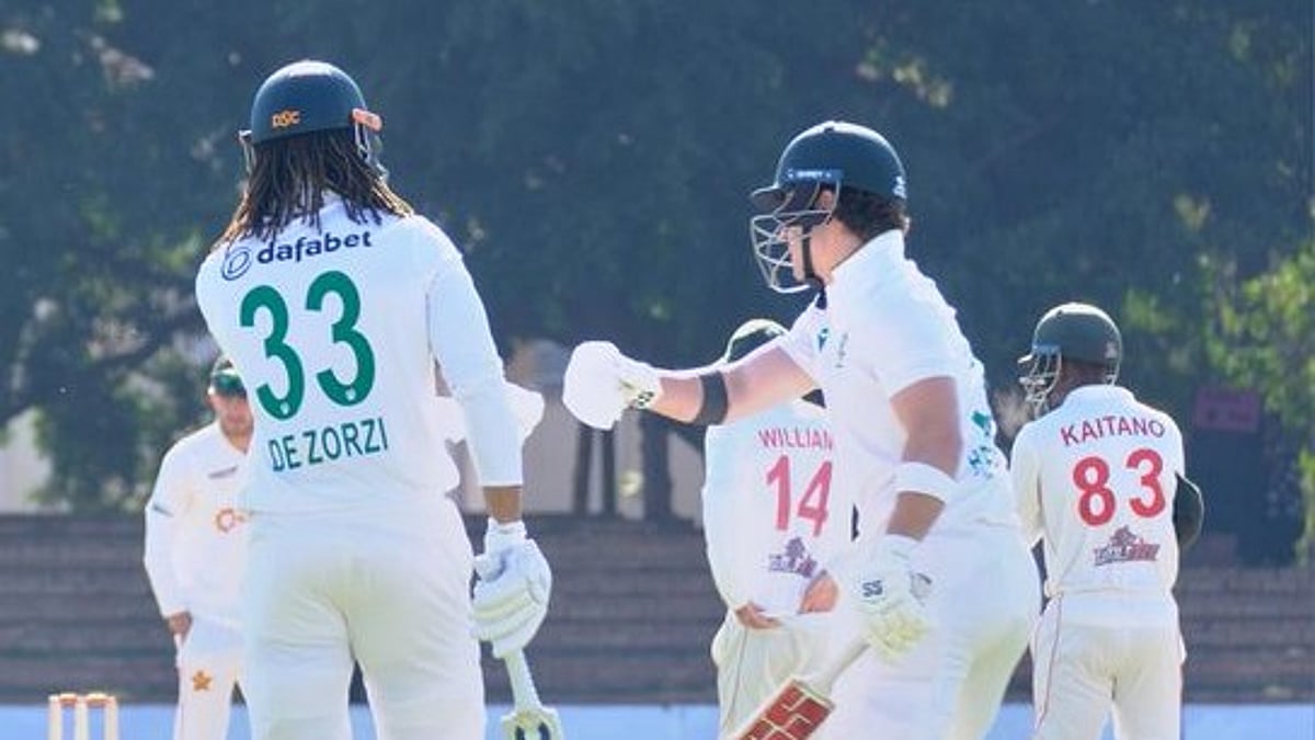 ஜிம்பாப்வேவுக்கு எதிரான முதல் டெஸ்ட்: தென்னாப்பிரிக்கா நிதானம்!