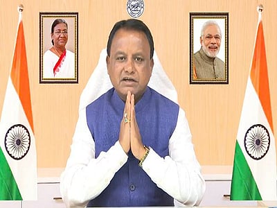 குடியரசுத் துணைத் தலைவர் தேர்தலுக்காக தில்லி புறப்பட்ட ஒடிசா முதல்வர்!