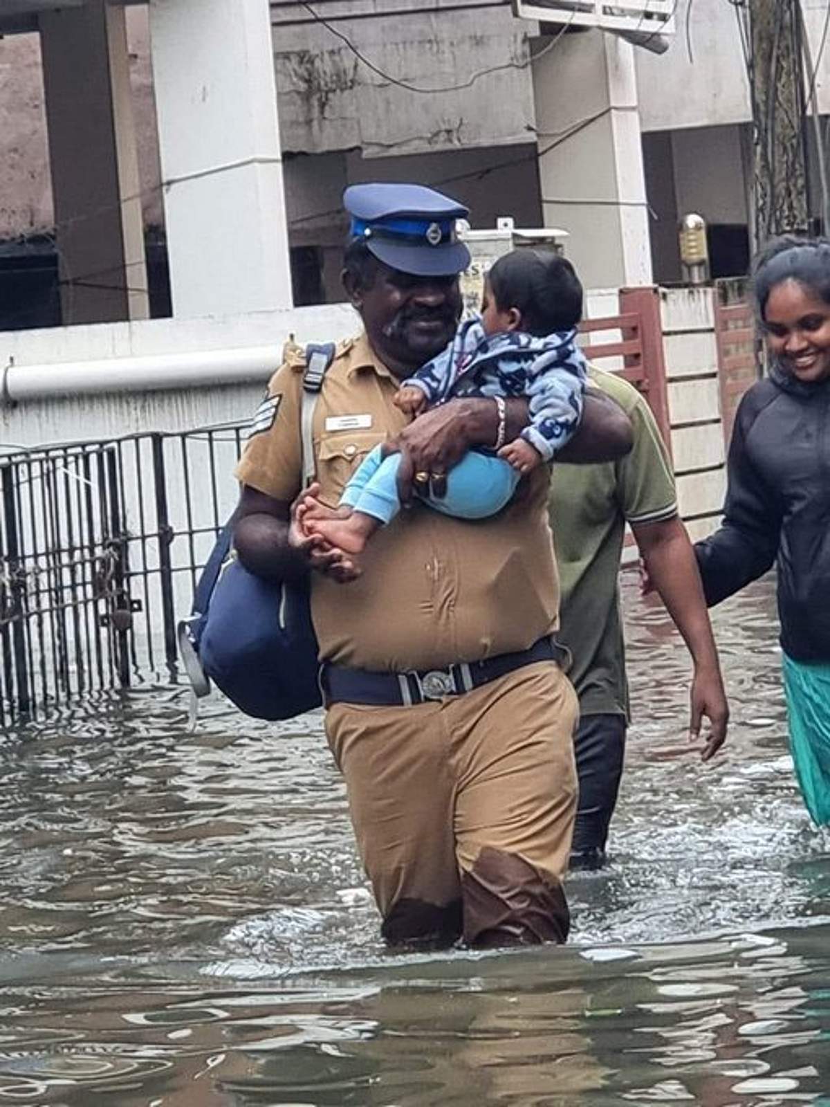 காவல் துறை யாருக்கு நண்பன்?