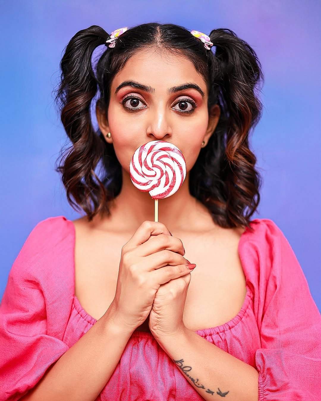 லாலி (பாப்பா)... அனன்யா நாகெல்லா!