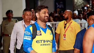 கேப்டன் கூல் வாசகத்துக்கு வணிக இலச்சினை உரிமை கோரும் எம்.எஸ்.தோனி!