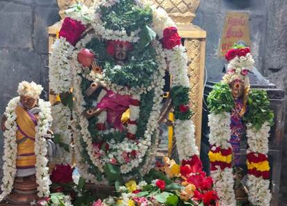 அதிதீஸ்வரா் கோயிலில் நடராஜருக்கு சிறப்பு அபிஷேகம்