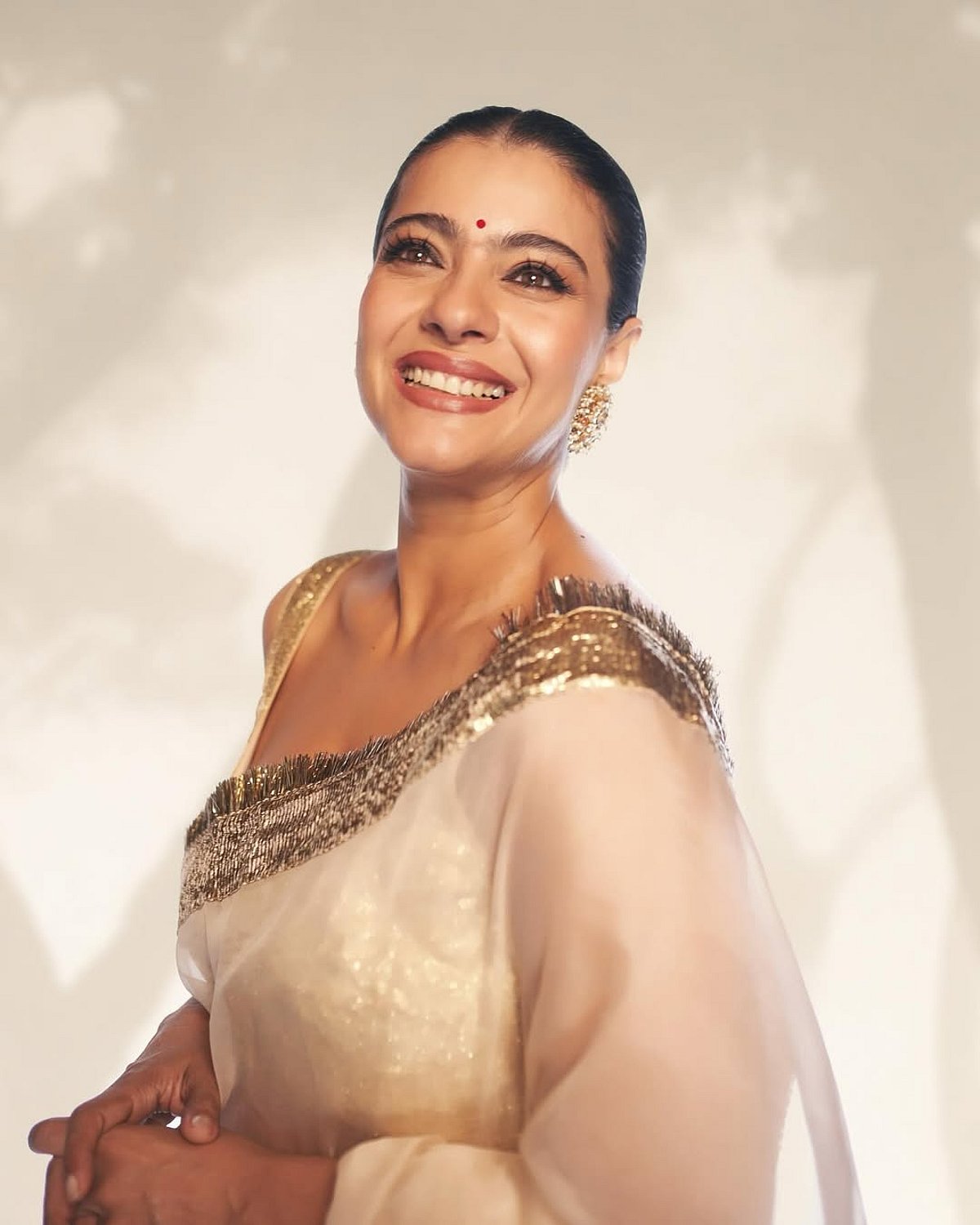 புன்னகை... கஜோல் தேவ்கன்!