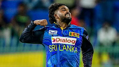 ஒருநாள் தொடரை வெற்றியுடன் தொடங்கிய இலங்கை அணி!