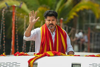 தீவிர அரசியலில் களமிறங்கும் விஜய்! சுற்றுப்பயணம் எப்போது? எங்கு தொடங்கிறார்?