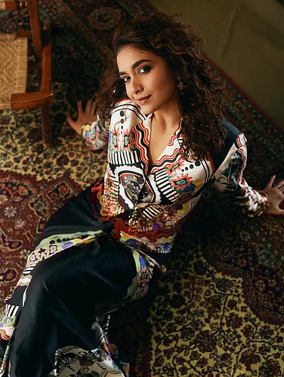 தென்றல்.. கீர்த்தி சுரேஷ்!