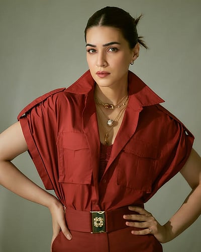 க்யூட்டான ரௌடி... கீர்த்தி சனோன்!