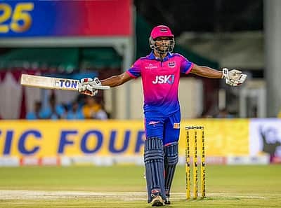 டிஎன்பிஎல் சாம்பியன் யார்? திண்டுக்கல் டிராகன்ஸுக்கு 221 ரன்கள் இலக்கு!