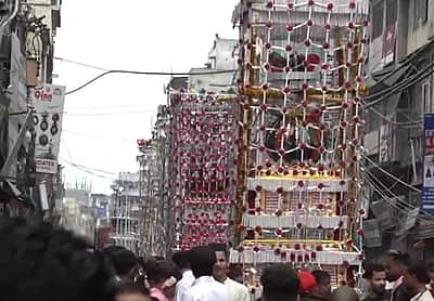 மொஹரம் ஊர்வலத்தில் மின்சாரம் பாய்ந்து ஒருவர் பலி; 3 பேர் காயம் 