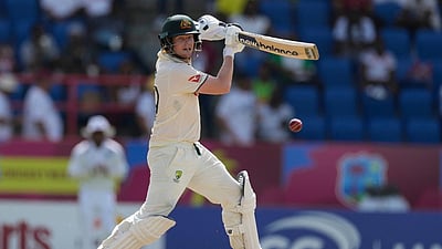 ஸ்டீவ் ஸ்மித் அரை சதத்தினால் (71) மீண்ட ஆஸி..! 254 ரன்கள் முன்னிலை! 