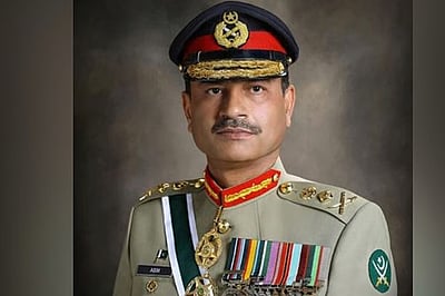 சீனாவிடம் உதவி பெற்றோமா? பாகிஸ்தான் ராணுவ தளபதி மறுப்பு