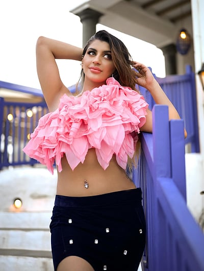 விழி வீக்குற... யாஷிகா ஆனந்த்!