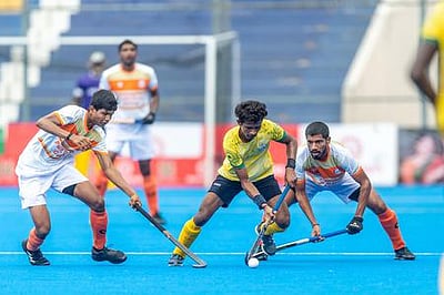 முருகப்பா தங்கக் கோப்பை ஹாக்கி: மகாராஷ்டிரம்-தமிழகம் ஆட்டம் டிரா