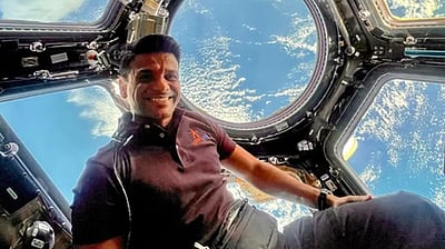 பூமி திரும்பும் சுபான்ஷு சுக்லா! நாசாவின் உற்சாக வரவேற்பு!