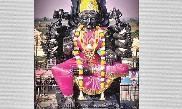 தாயே கருமாரி...