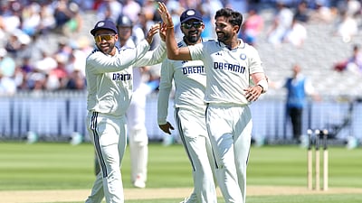 இந்திய அணியில் நிதீஷ் குமார் தொடர்ந்து இடம்பெற வேண்டும்: அனில் கும்ப்ளே