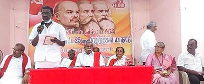 மெட்ரோ ரயில் திட்டத்தை
காரைக்குடி வரை நீட்டிக்க வேண்டும்! இந்திய கம்யூ. மாவட்ட மாநாட்டில் தீா்மானம்