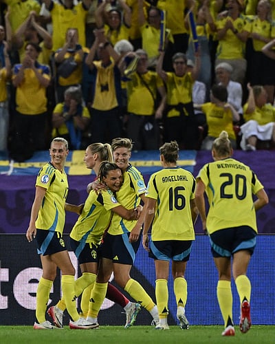 காலிறுதியில் ஸ்வீடன், ஜொ்மனி