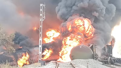 திருவள்ளூர் டேங்கர் ரயில் தீவிபத்து! சென்னையில் எந்தெந்த ரயில்கள் ரத்து?