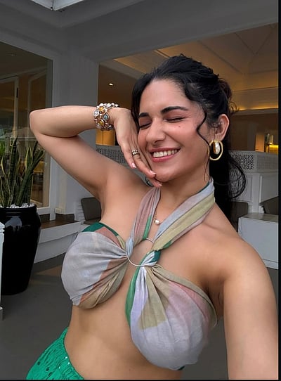 அவுட் ஃபிட்... ருஹானி சர்மா!