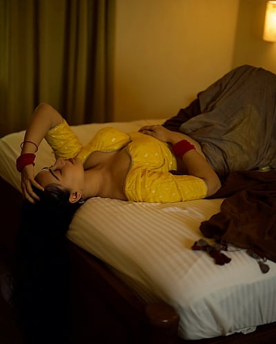 அகத்தின் அழகு... மேகா ஷுக்லா!