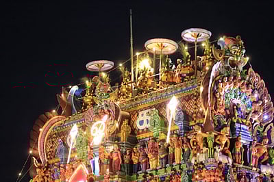 திருப்பரங்குன்றத்தில் குடமுழுக்கு கோலாகலம் - புகைப்படங்கள்