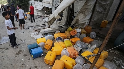 காஸாவில் இஸ்ரேல் ஏவுகணை வீச்சு: குடிநீா் சேகரிக்க வந்த 10 போ் உயிரிழப்பு