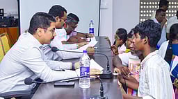 ராமநாதபுரம் மாவட்ட கடன் திட்ட அறிக்கை: ஆட்சியா் வெளியிட்டாா்