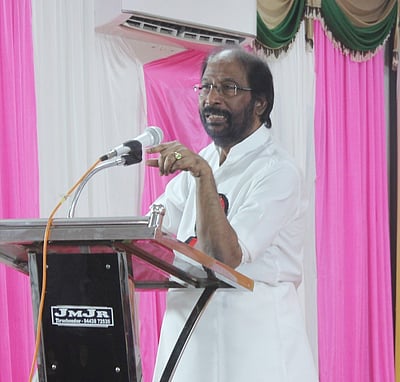 “காமராசர் மீது மிகுந்த மரியாதையும் பெருமதிப்பும் கொண்டவன்” - திருச்சி சிவா 