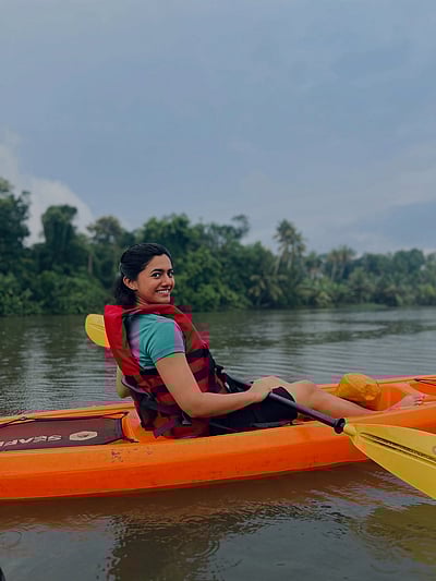 காயல் கரையோரம்... ஃபெமினா ஜார்ஜ்!