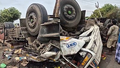 நாமக்கல் அருகே டிரெய்லர் லாரி கவிழ்ந்து பெண் பலி: மேலும் ஒருவர் படுகாயம்