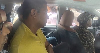 சத்தீஸ்கர் முன்னாள் முதல்வரின் மகன் கைது ! 